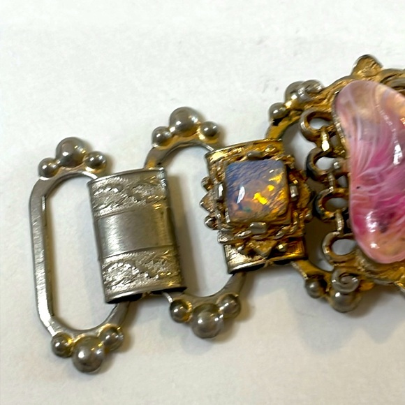 Vintage Book Chain Victorian Revival Pink Glass Brass Bracelet - Picture 4 of 8
